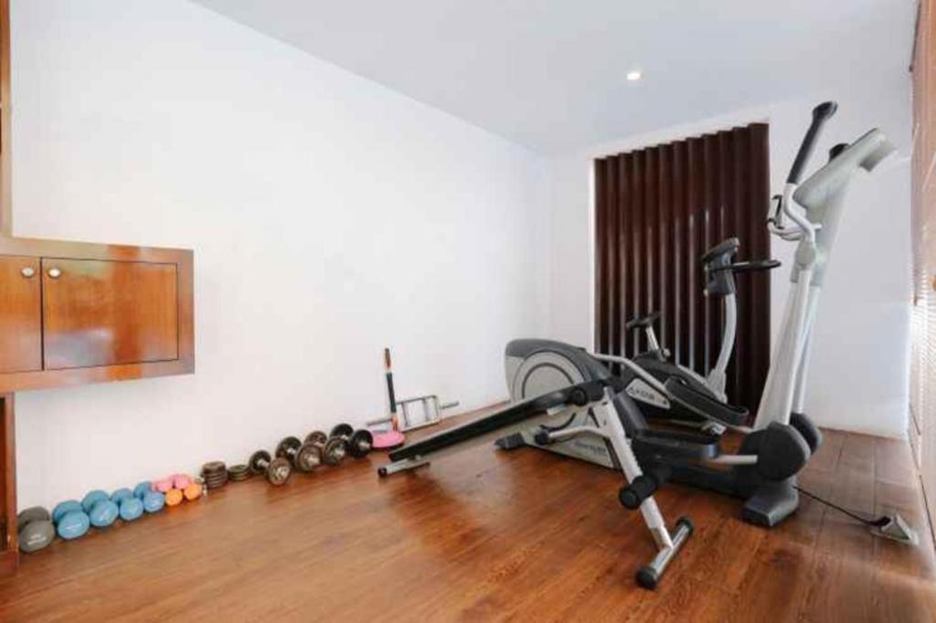 Favor Hotel Makassar City Center By Life Exterior foto